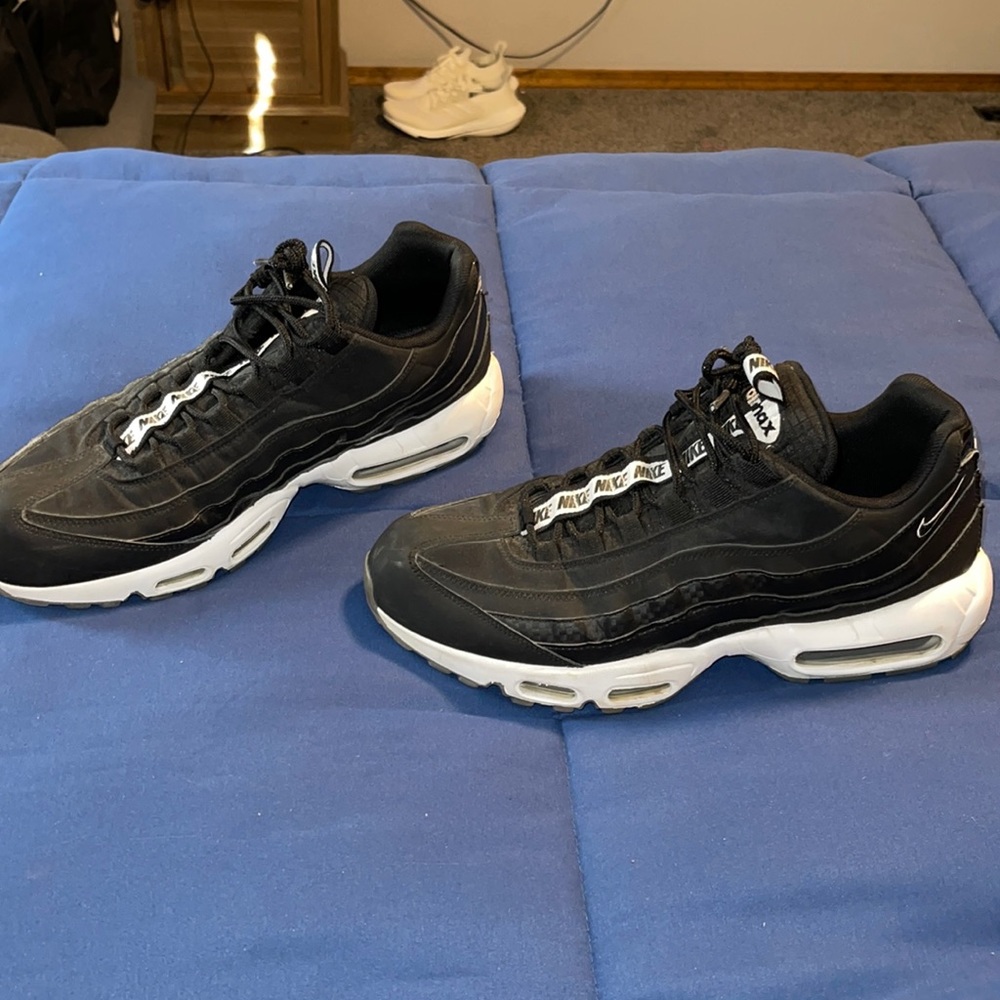 Men’s Nike Airmax